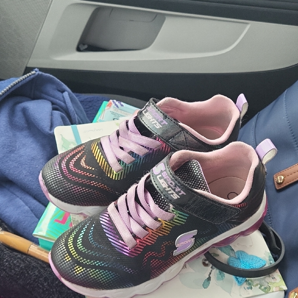 Skechers